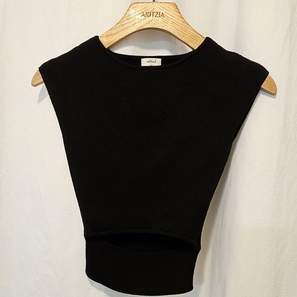 🇨🇦 Aritzia - Wilfred Cut-out Knit Top (Black) - Picture 10 of 16